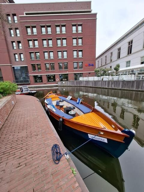 The Hague: Private Boattour up to 10 persons - Who this private electric boattour suits best