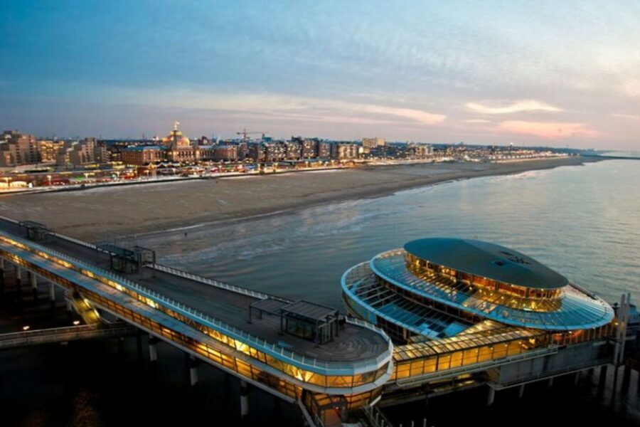 The Hague: Private Custom Walking Tour With A Local Guide - Key highlights you’ll feel on the street
