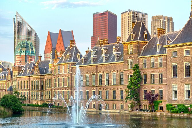 The Hague Scavenger Hunt and Highlights Self Guided Audio Tour - Starting at Escher in Het Paleis (and why the address matters)