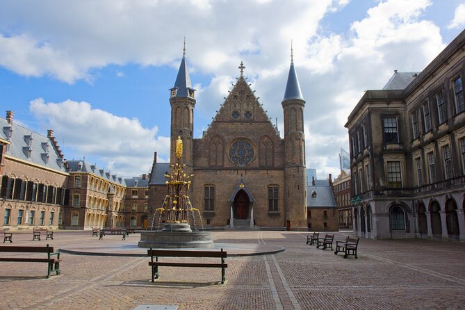 The Hague Scavenger Hunt and Highlights Self Guided Audio Tour - How the scavenger hunt actually works (audio, riddles, and pacing)