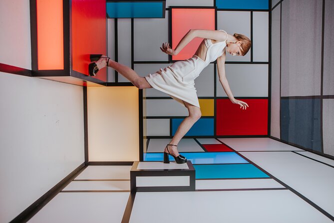 The Upside Down Museum Amsterdam Admission Ticket - Quick hits before you go