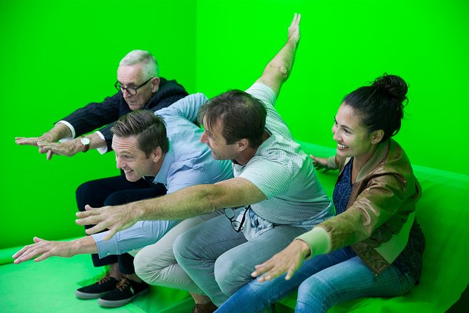 Ticket to The Ultimate 5D Flight Experience at THIS IS HOLLAND - What to budget for: Wi‑Fi, photos, souvenirs, and food