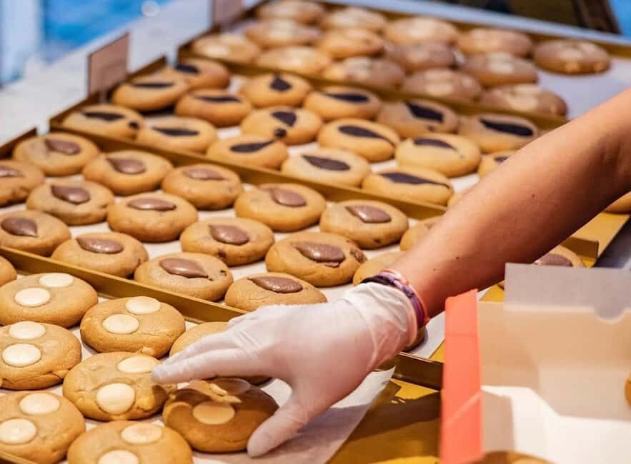 Top 10 Tastings of Amsterdam: Food & Culture Bike Tour - Who Should Book This Bike-and-Food Tour (and Who Should Skip It)