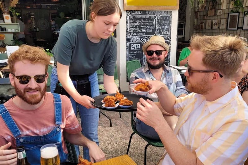 Utrecht Food Tour: 7 food stops and a fantastic local guide - Key highlights at a glance