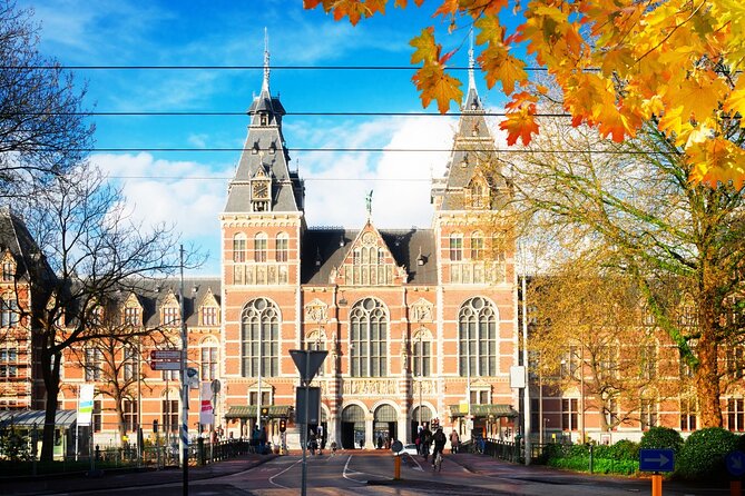 Van Gogh Museum and Rijksmuseum Amsterdam Private Half-Day Tour - Rijksmuseum: A Short Stop With Maximum Impact