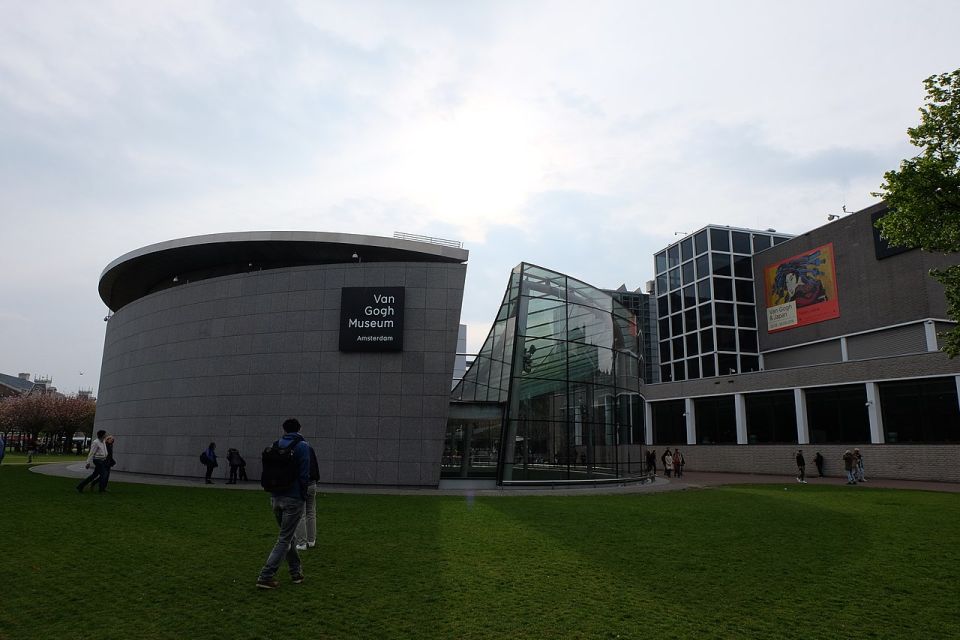 Van Gogh Museum Private Guided Tour - Gauguin and Monet: where Van Gogh’s influences show up