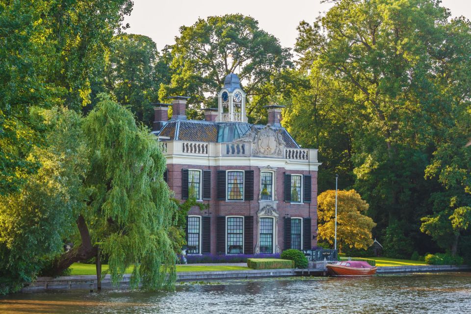 Vecht River: Full-day Cruise with Lunch - Getting on the boat: what the open-topped ride means in real life