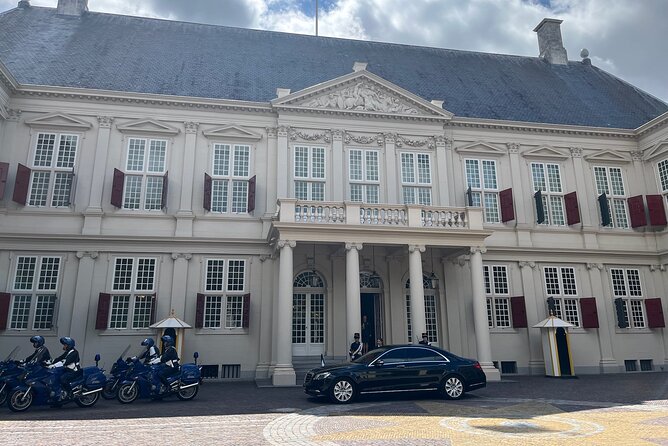 Visit the Girl with the Pearl Earring, The Hague & Delft City - Price and value: what $356.01 buys you in real terms