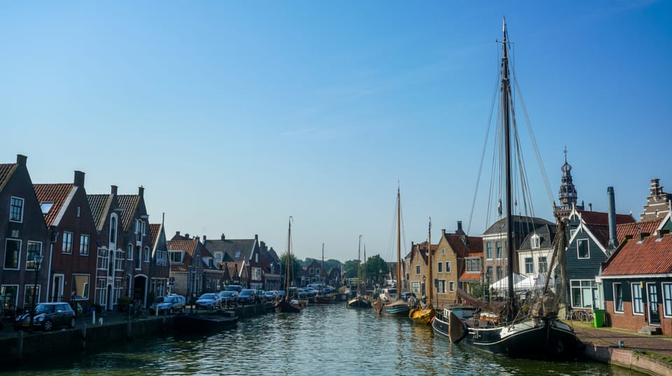 Volendam: E-Bike Rental including Highlights-Routes - Jacobs Hoeve Cheese Farm: Up Close, Not Just a Store Stop
