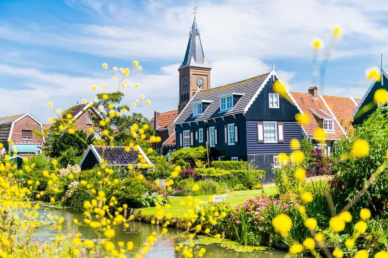 Volendam: Express Boat Cruise to Marken Island - Marken on your own schedule: enjoying the island without a fixed script