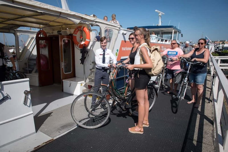 Volendam: Express Boat Cruise to Marken Island - On-board comfort: audioguide, Wi‑Fi, and the languages you’ll hear