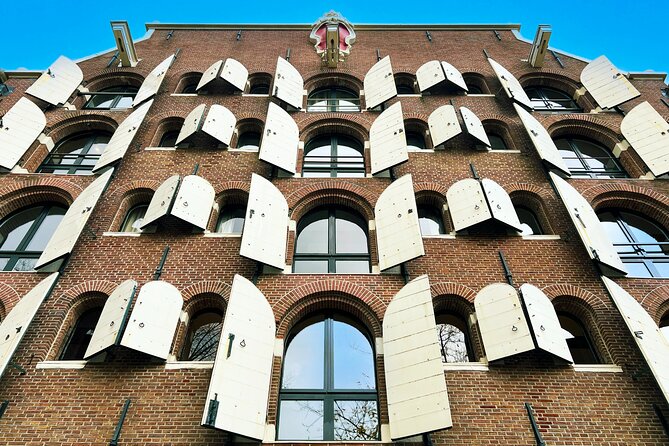 Walking Tour about Golden Age Architecture, private local guide - Royal-Style Neighbors: Huis Bartolotti and the Canal-Belt Baroque Look