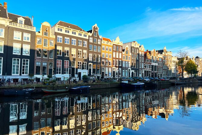 Walking Tour about Golden Age Architecture, private local guide - Jordaan and Gevelstenen: Learning to Read Small Stone Clues