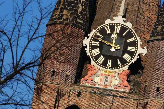 Walking Tour of Delft - The City of Orange and Blue - A lopsided church question you’ll actually want to answer