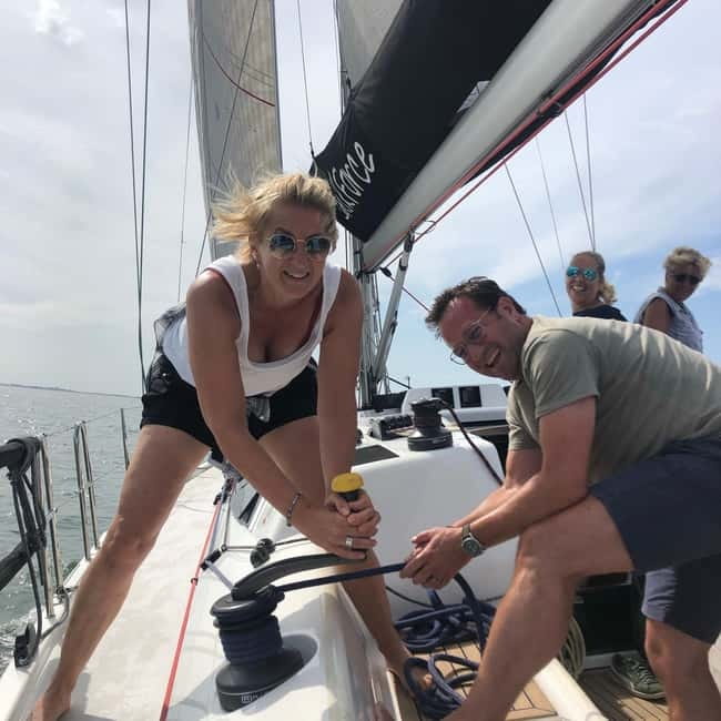 Wemeldinge: Oosterschelde Sailing Trip with Skipper - 3 hrs - Optional hands-on sailing tasks: steering and sail-setting when you want