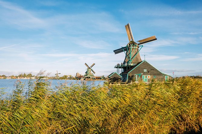 Windmill Tour from Amsterdam, Including Volendam & Marken - Zaanse Schans: windmills, wooden houses, and what to look for
