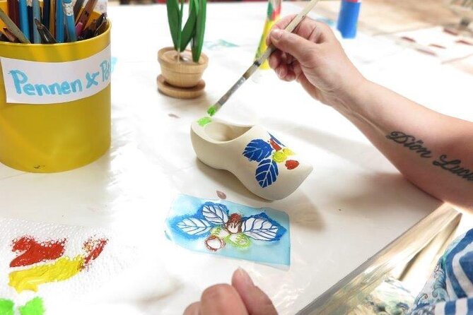 Wooden Shoes Painting Private Workshop in Simonehoeve - Price and Value: Is It Worth $37.23 Per Person?