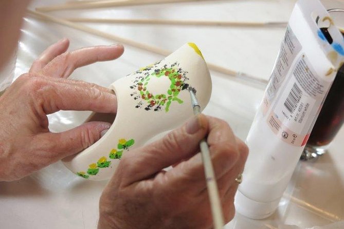 Wooden Shoes Painting Private Workshop in Simonehoeve - Should You Book Simonehoeve’s Wooden Shoes Painting Workshop?