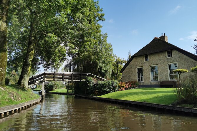 Zaanse Schans and Giethoorn Small-Group Tour with Hotel Pick-Up - Giethoorn’s Green Little Venice: 3–4 hours you can shape