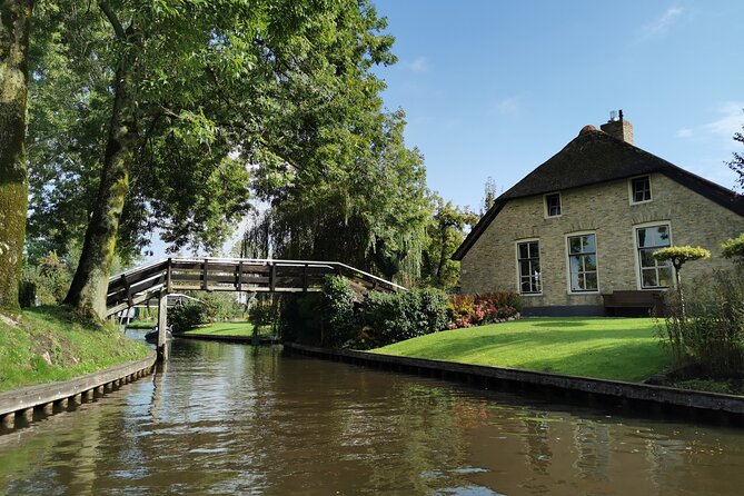 Zaanse Schans and Giethoorn Unique Day Trip with Boat Cruise - Time Management and Packing: What Makes the Day Feel Easy