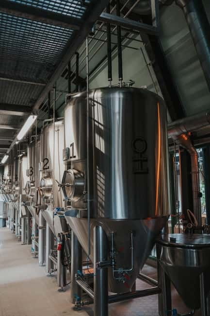 Zaanse Schans: Brewery HOOP Tour and Tasting - The Experience Room Tasting: 4 Beers, Snacks, and Water