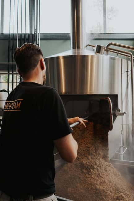 Zaanse Schans: Brewery HOOP Tour and Tasting - Breathing in the Zaanstreek Tradition (HOOP’s Story in Context)