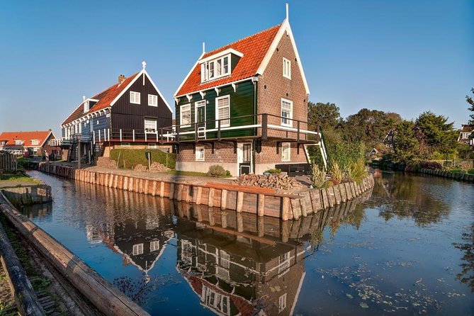 Zaanse Schans, Edam, Volendam and Marken Tour - Volendam’s Old Town and Port: The Best Time to Slow Down