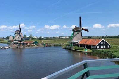 Zaanse Schans Giethoorn Private Tour from Amsterdam Canal Cruise - Getting from Amsterdam: timing, comfort, and onboard Wi‑Fi