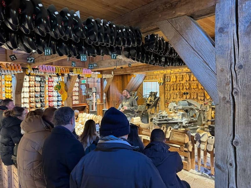 Zaanse Schans & Volendam Private Tour: Windmills and Cheese - Private Driver Day Trips: Why This One Feels Easy
