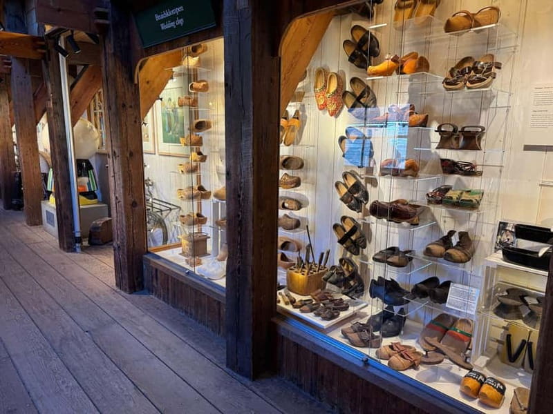 Zaanse Schans & Volendam Private Tour: Windmills and Cheese - Should You Book This Windmills-and-Cheese Day?