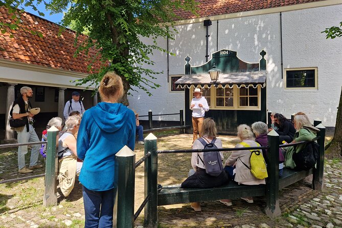 Zierikzee: Story tour The Legends NL/EN - Price and logistics: what $17.75 really covers